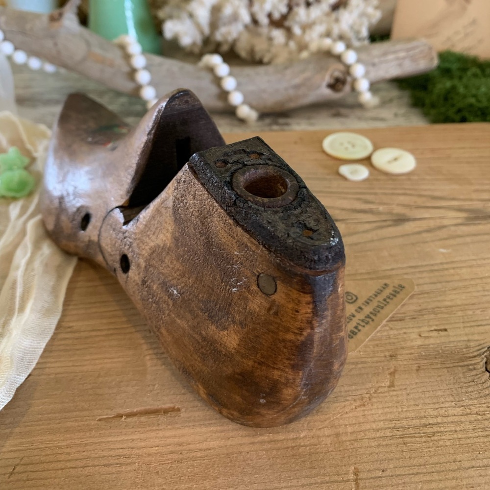 Antique Wood Shoe Form 🍓 Unique Home Decor / Rustic / Gift / Wooden / Nature - Picture 4 of 9
